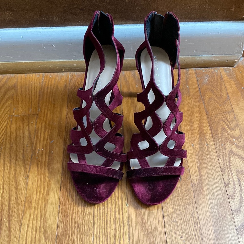 Women caged heel sandal